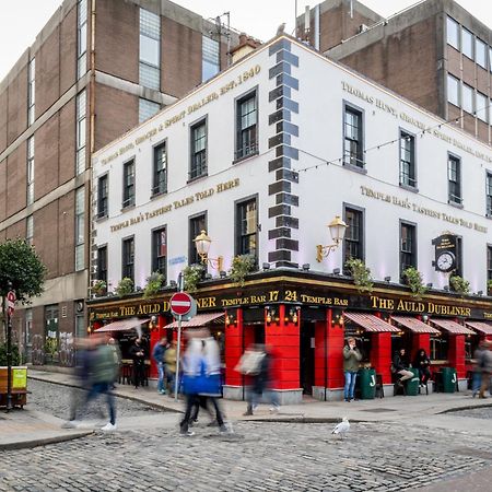 The Auld Dubliner Hotel ภายนอก รูปภาพ